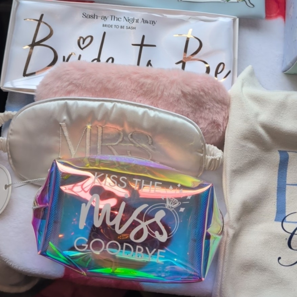 Bride to Be Sash and Accessories Set